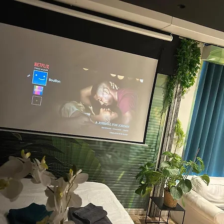 Studio Jungle With Breakfast And Video Projector Lyon Exterior photo