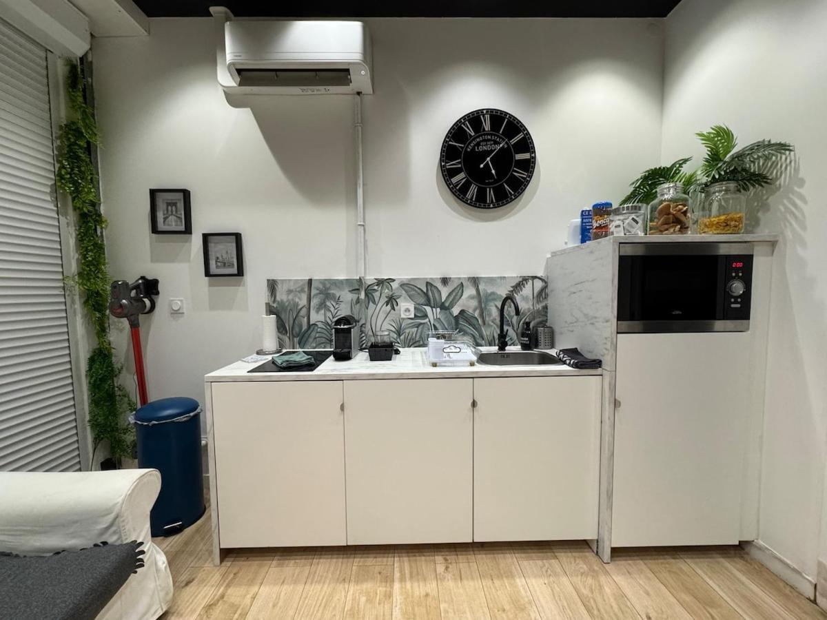 Apartment Jungle With Breakfast And Video Projector *